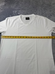 Cuts Clothing Short Sleeve V Neck Curve-Hem T-Shirt Mens Medium White Pyca Pro