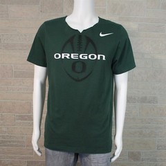 Nike Graphic T-shirt Men’s MEDIUM Standard Fit Oregon Ducks Football Cut Neck