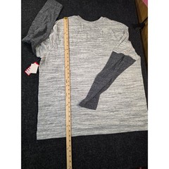 Punisher Marvel Long Sleeve Shirt 2XL Gray Skull NWT