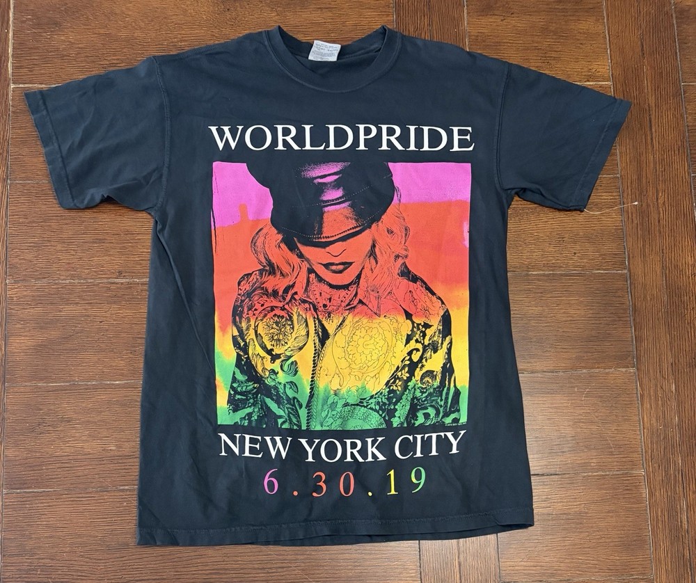 Madonna World Pride NYC Shirt Sz M Rainbow Graphic Tee Limited Edition 2019 NWOT