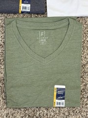 New George 3-PACK Men’s V-Neck T-shirt Tee Moisture Wicking Sz 42-44 LARGE (G2)