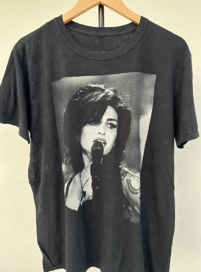 Amy Winehouse Singer Perform In Concert Cotton Tee Men Women Shirt