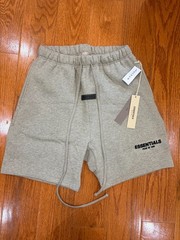 Essentials Set T-shirt and Short in Dark Oatmeal (size M)