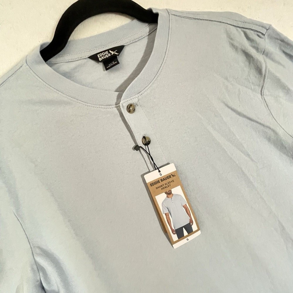 Eddie Bauer Men’s Classic Fit Short Sleeve Soft Henley Small
