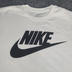 Nike Shirt Mens Medium White Black Futura Sportswear Lightweight Cotton Tee