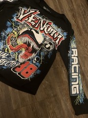 Neff Venom Lethal Protector Men’s M Black Long Sleeve Crew Graphic Tee