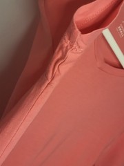 J.Crew Men’s Classic Slim Washed V-Neck T-Shirt Coral Size Small Soft Casual Tee