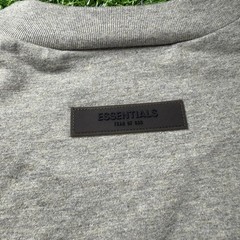 Fear of God Essentials T-Shirt SS22 Dark Oatmeal Gray – 100% Authentic (XS-XL)
