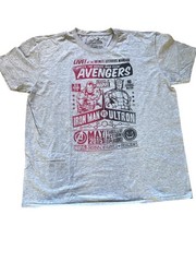 Marvel Avengers Collector Corps T-Shirt 2XL Captain America & Ultron Exclusive