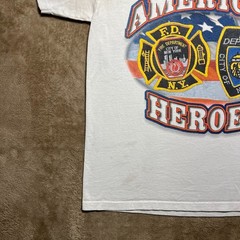 Vintage 2001 Real American Heroes NYC T Shirt Mens L White FDNY NYPD Delta Tag