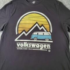 Volkswagen Shirt Mens Extra Large Gray Crew Neck Short Sleeve Graphic Stretch