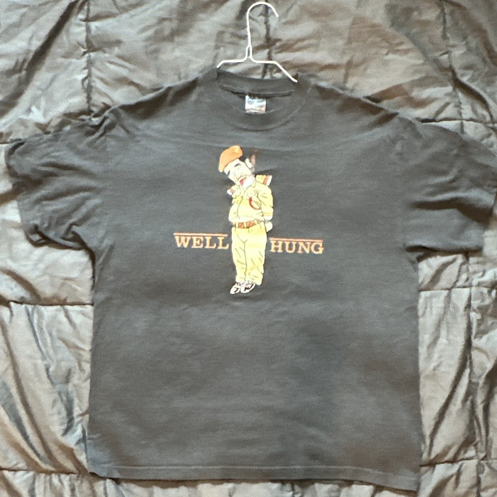 T-SHIRT HELL | Well Hung/Saddam Hussain Graphic T-Shirt