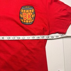 Nintendo Donkey Kong Graphic T-Shirt Red Retro Gaming DK Barrel Men’s Size M