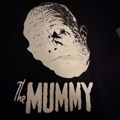 VINTAGE Universal studios The Mummy t shirt size M 90s Puff Print Promo Movie
