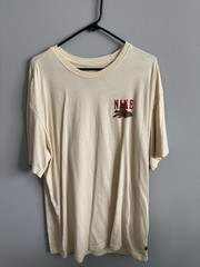 Nike SB Size XL Yellow Loose Fit Tshirt Short Sleeve