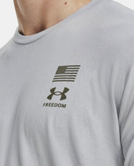 Mens 2XL Under Armour Freedom Flag Variation Loose Fit Gray T Shirt