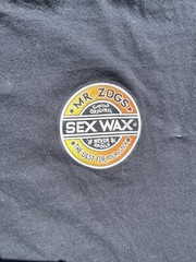 Men’s Mr Zogs Sex Wax Black Spell-Out Logo L Beach Surf Sand Waves Gnar Ocean
