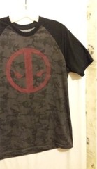 Deadpool Textured Tshirt Mask Logo Marvel Size Medium Black w/ Red Nubbled Camo