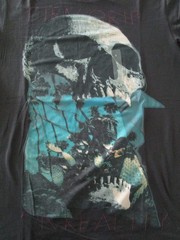 GUESS? MEN’S SHORT SLEEVE 100% COTTON T-SHIRT FIRM GRIP ON REALITY V-GREY SIZE L