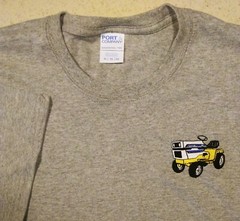 IH Cub Cadet Original,Hood Logo,70/100,149,1650 or 982 100% Cotton T-shirt
