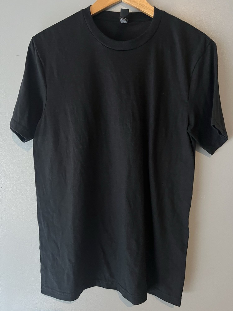 District Men’s Black Classic T-Shirt Size Small Perfect Tri Fit