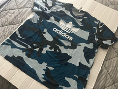 ADIDAS TREFOIL BLUE CAMO SIZE XL SHORTS SLEEVE T-SHIRT…SEE DESCRIPTION’