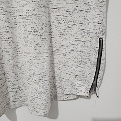 Carbon – T-Shirt SPaint Splatter Pleated Zipper – Size L – White Black – Cotton
