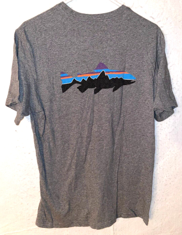 Patagonia Fish Short Sleeve T-Shirt Mens M 100% Organic Cotton Logo Outdoors