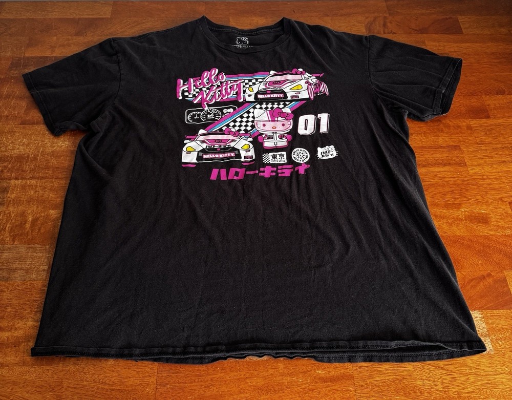 Hello Kitty Sanrio Official Merchandise Racing Graphic T-Shirt Men’s 2XL