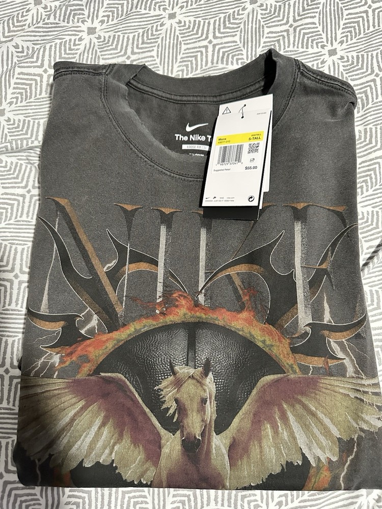 Nike The Nike Tee Men’s Gray Pegasus Graphic Crew Neck Tee Loose Fit S-Tall