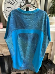$1750 LOUIS VUITTON Men’s LV Monogram 2054 Intarsia Printed T-Shirt – Blue – XXL
