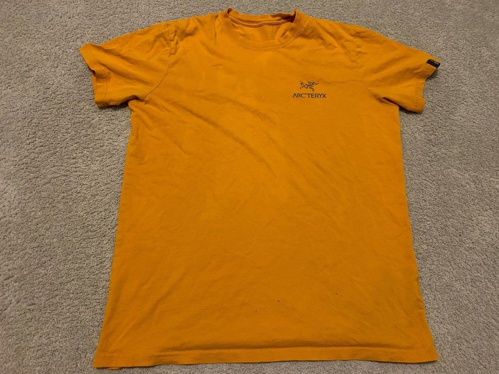 Arcteryx Fossil Shirt Mens Medium Orange Copper Hiking Camping Gorpcore