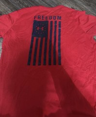 Under Armour Men’s HeatGear Red Freedom Flag Graphic Crew Neck T-Shirt XL Reg