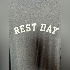 District Perfect Tri Long Sleeve “Rest Day” Graphic Tee Gray XL
