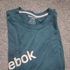 Mens GRAPHIC T SHIRT REEBOK SIZE large