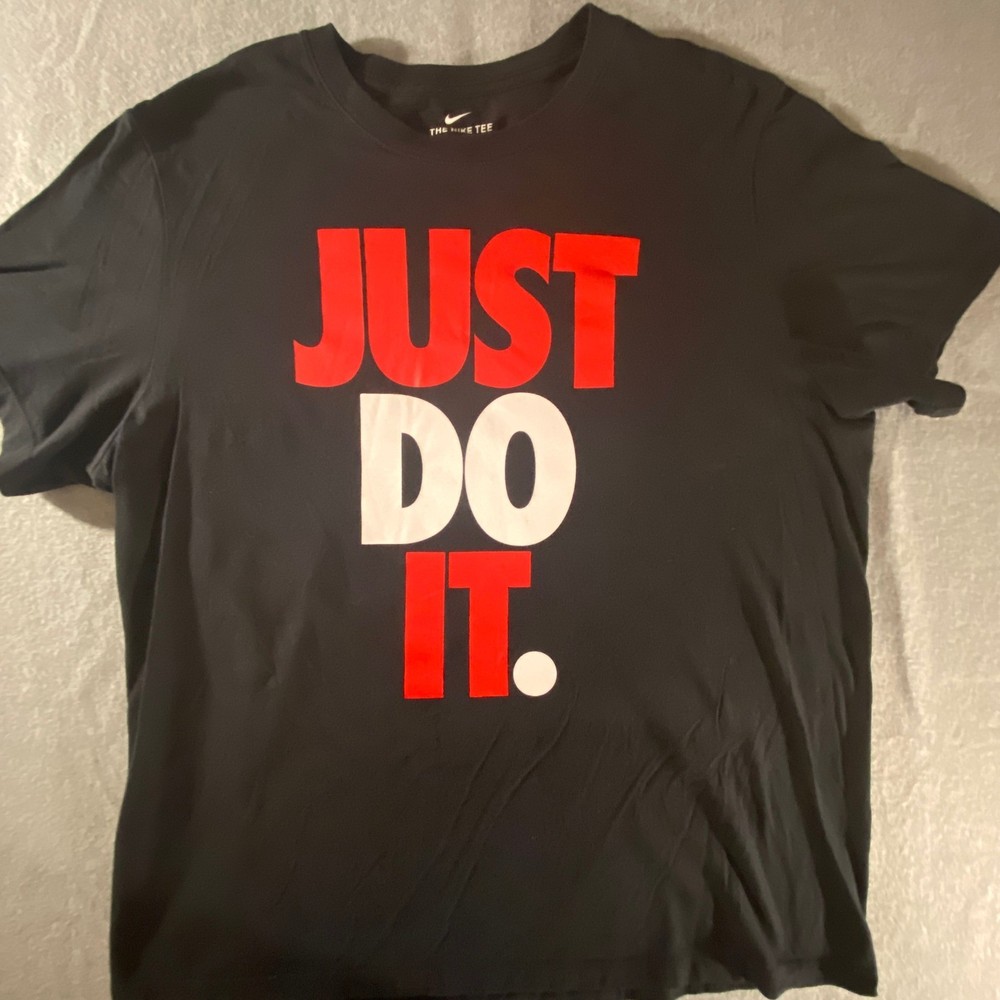 Nike Mens Just Do It Graphic T-Shirt Black Red White XL Short Sleeve AR5006-011