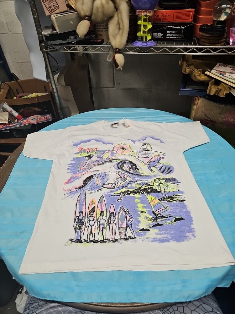 Variety Surfing T Shirt Single Stitch Puff Print White One Size USA Made Vintage