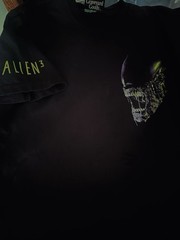 alien signourney weaver movie shirt