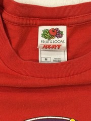 VTG Fruit Of The Loom Heavy Cotton T-Shirt Size M 100% Cotton Graphic Print Red