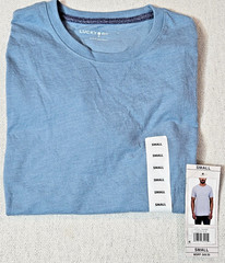 T Shirt High End Blue Soft Men’s Small By Lucky Brand Retails For $49.50