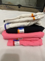 Lot of 7 New Gildan Cotton T-Shirts – Mixed Size(S, M, 2XL) – Pink, White, Black