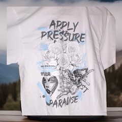 NWT Size S Paradise Lost Fly High Tee White Graphic Print Cotton Men’s T-Shirt