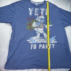 YETI to Party Christmas T-Shirt 2XL Blue Graphic Holiday Distressed Funny