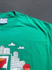 MENS VINTAGE GREEN NOVELTY 7-11 SHIFT TEE ST089