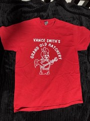 Gildan Ultra Cotton Men’s Red Graphic Crew Neck T-Shirt M Vance Smith’s Hatchery