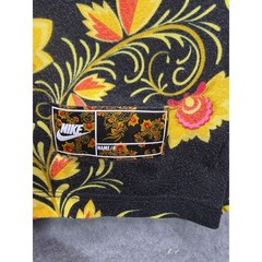 Nike Floral Print T-Shirt Mens Large Black Yellow Athletic Cut Futura Logo Tee